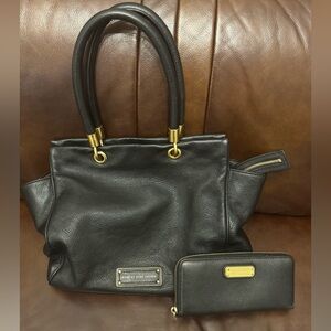 MARC JACOBS Too Hot to Handle Medium tote + large WALLET pebbled leather EUC